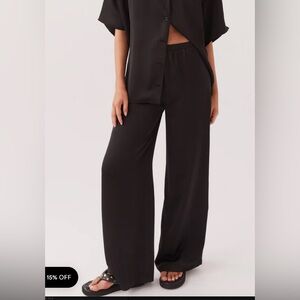 Palm Cove Satin Pants - Black